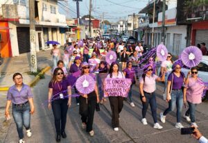 Con marcha pacífica, conmemora el IMM el Día Internacional de la Mujer