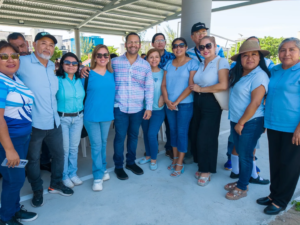 Alcalde de Coatza0coalcos recibe obras de infraestructura social en favor de las familias