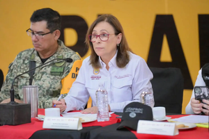 Frente Frío deja 10 muertos en el sur, Rocío Nahle al frente de operativo humanitario