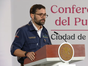 Reporta Alejandro Svarch avances significativos en la atención rápida del cáncer femenino