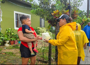 𝗔𝘆𝘂𝗻𝘁𝗮𝗺𝗶𝗲𝗻𝘁𝗼 𝘆 𝗗𝗜𝗙 𝗱𝗲 𝗜𝘅𝗵𝘂𝗮𝘁𝗹𝗮́𝗻 𝗱𝗲𝗹 𝗦𝘂𝗿𝗲𝘀𝘁𝗲 𝗲𝗻𝘁𝗿𝗲𝗴𝗮𝗻 𝗽𝗿𝗶𝗺𝗲𝗿𝗼𝘀 𝟵𝟴 𝗽𝗮𝗾𝘂𝗲𝘁𝗲𝘀 𝗮𝗹𝗶𝗺𝗲𝗻𝘁𝗮𝗿𝗶𝗼𝘀 𝗮 𝗱𝗮𝗺𝗻𝗶𝗳𝗶𝗰𝗮𝗱𝗼𝘀